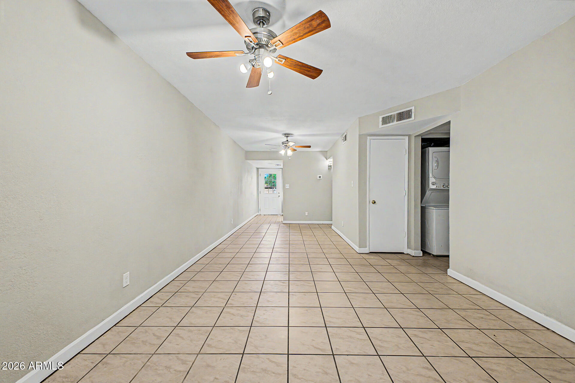 3301 E EARLL Drive 120