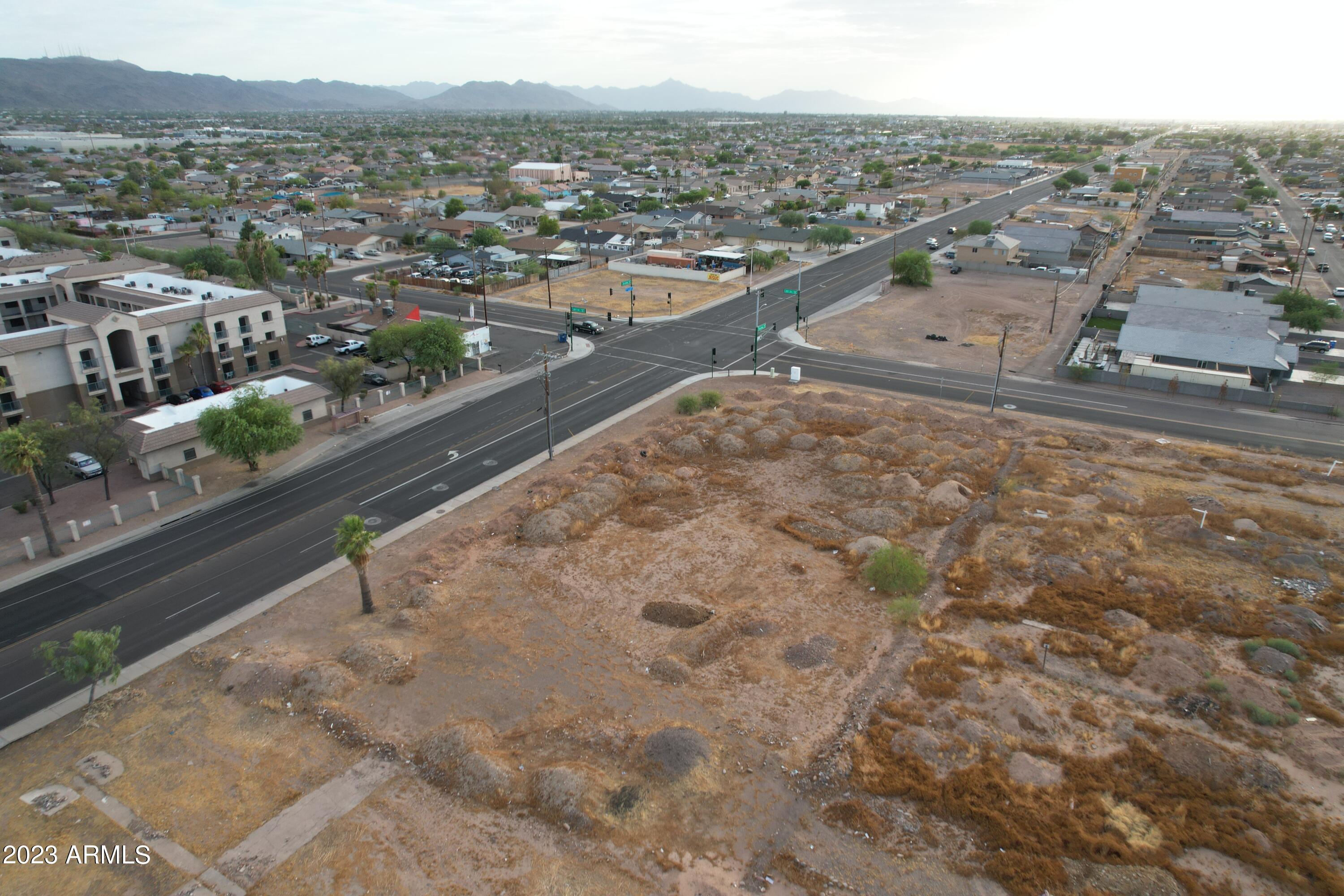 2804 E BROADWAY Road -