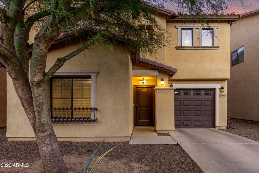 Photo of 4847 S 4th Avenue, Phoenix, AZ 85041 (MLS # 6935338)