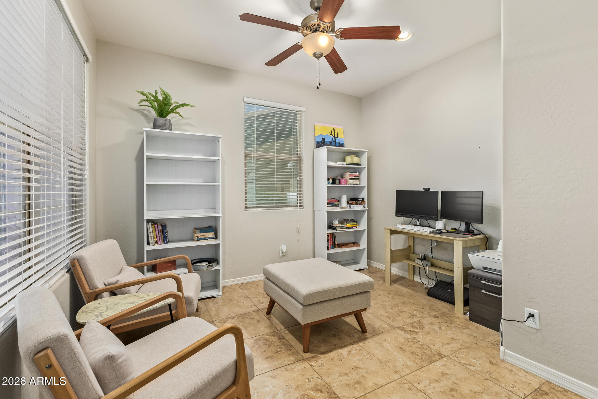 15582 W DEVONSHIRE Avenue