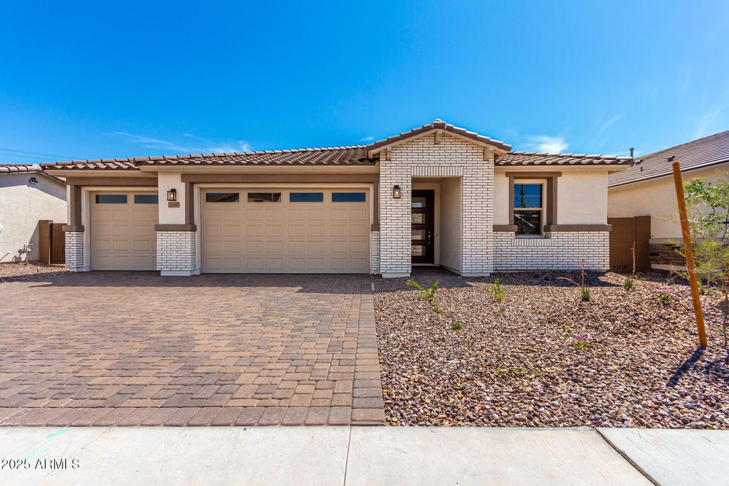 Photo of 12365 W Marguerite Avenue, Avondale, AZ 85323 (MLS # 6829345)