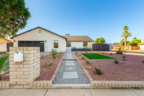 Single Family Residence in Phoenix AZ 1726 SELDON Lane.jpg