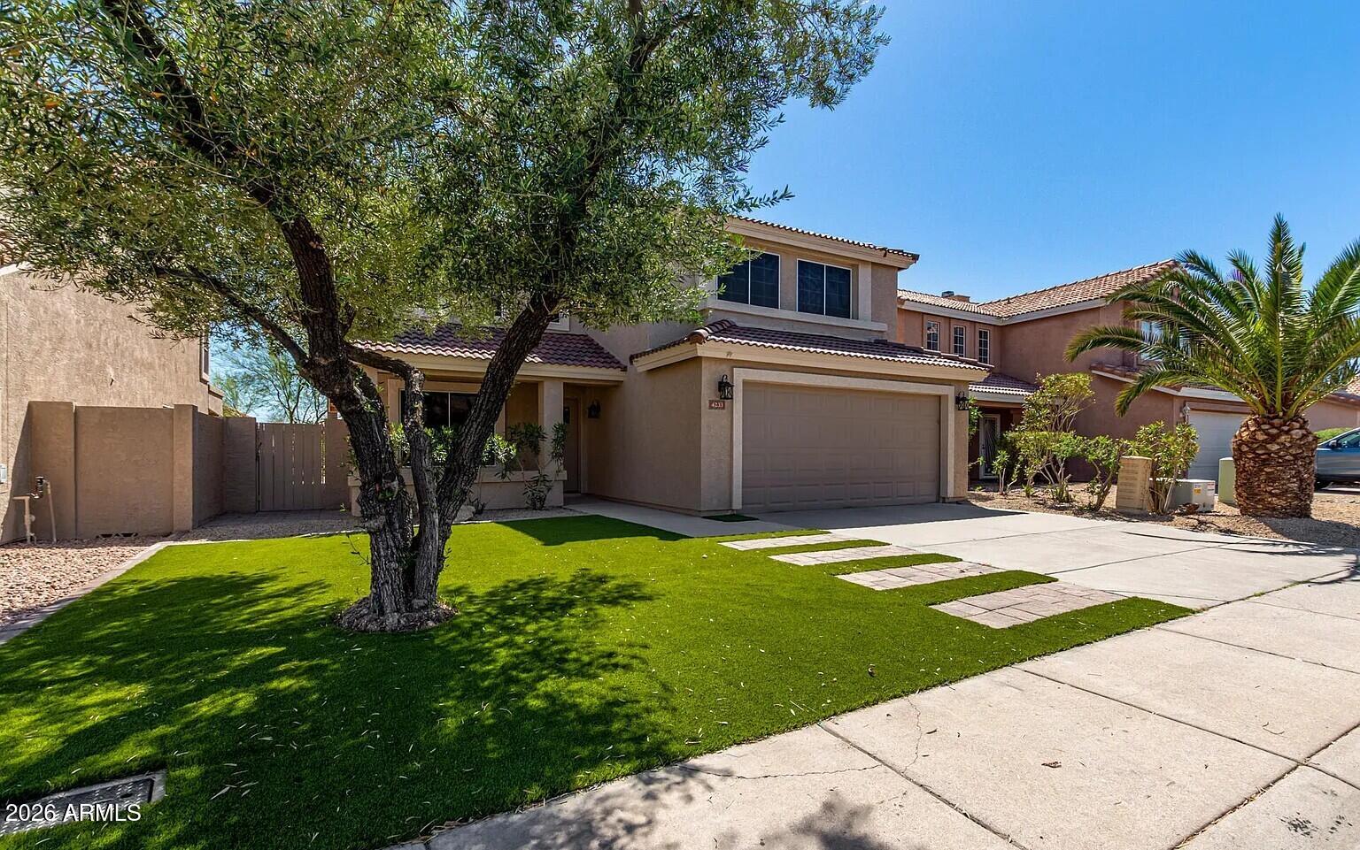 4233 E RAVEN Road