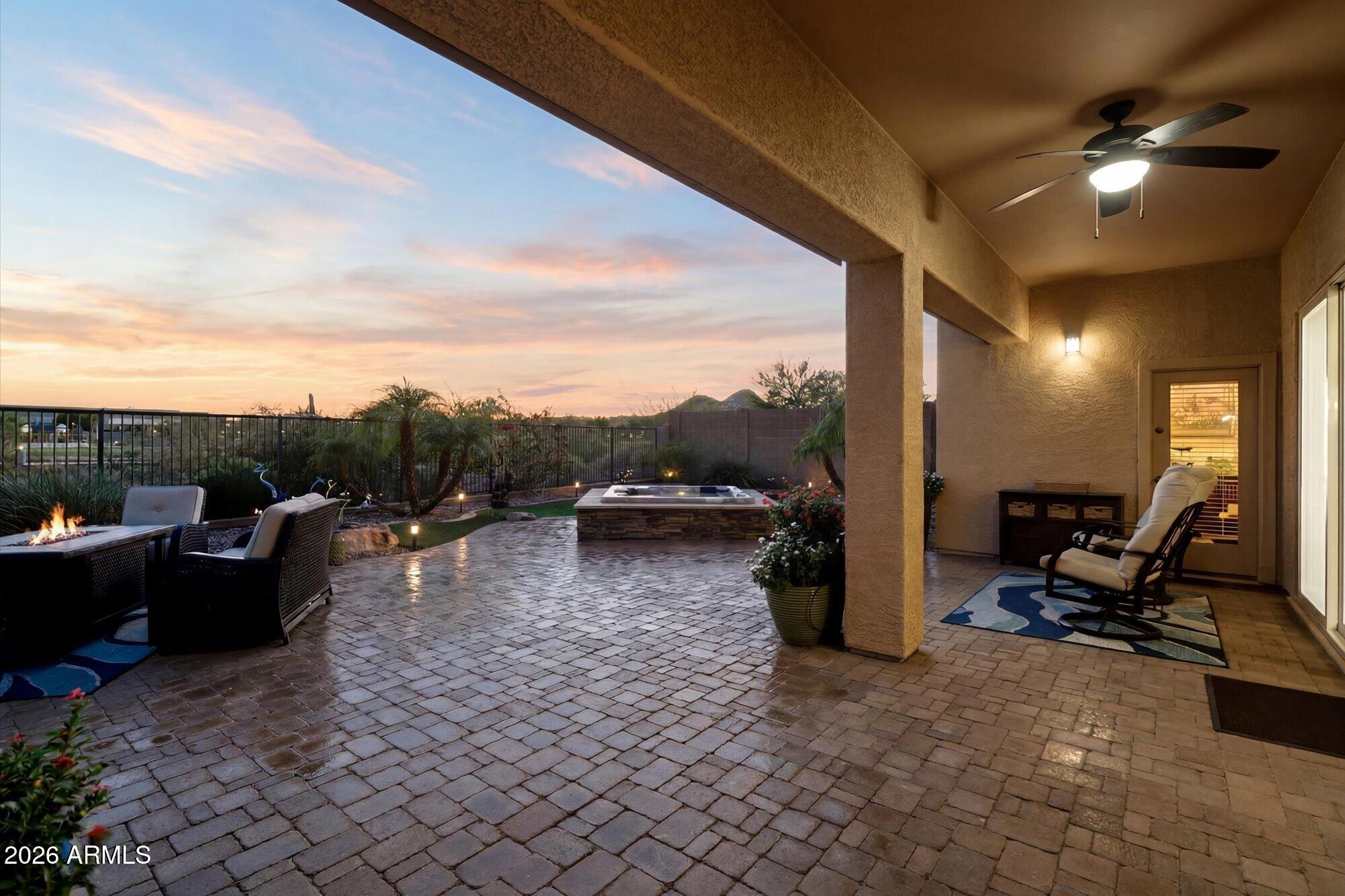 13071 W WHISPER ROCK Trail
