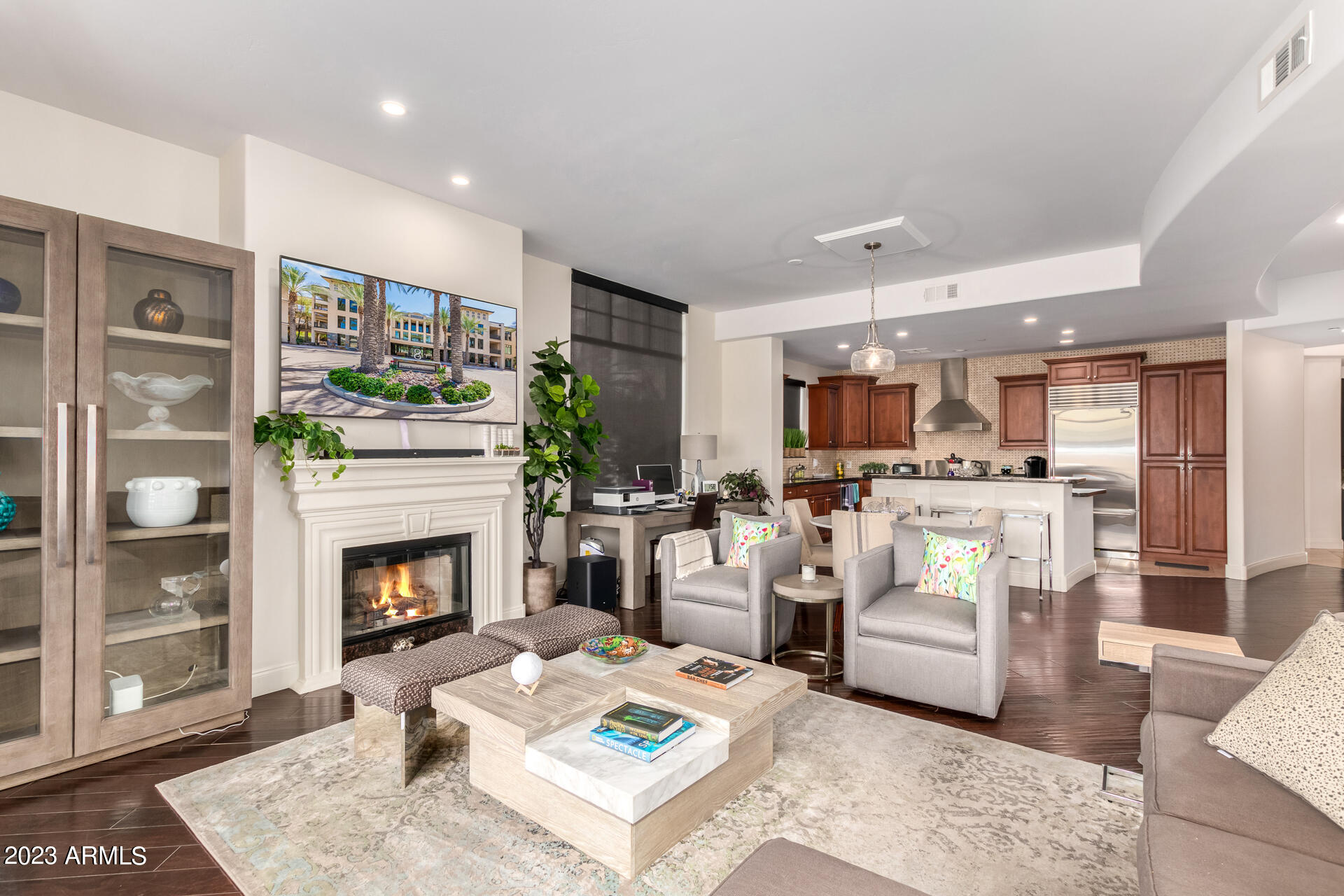 8 E BILTMORE Estate 114