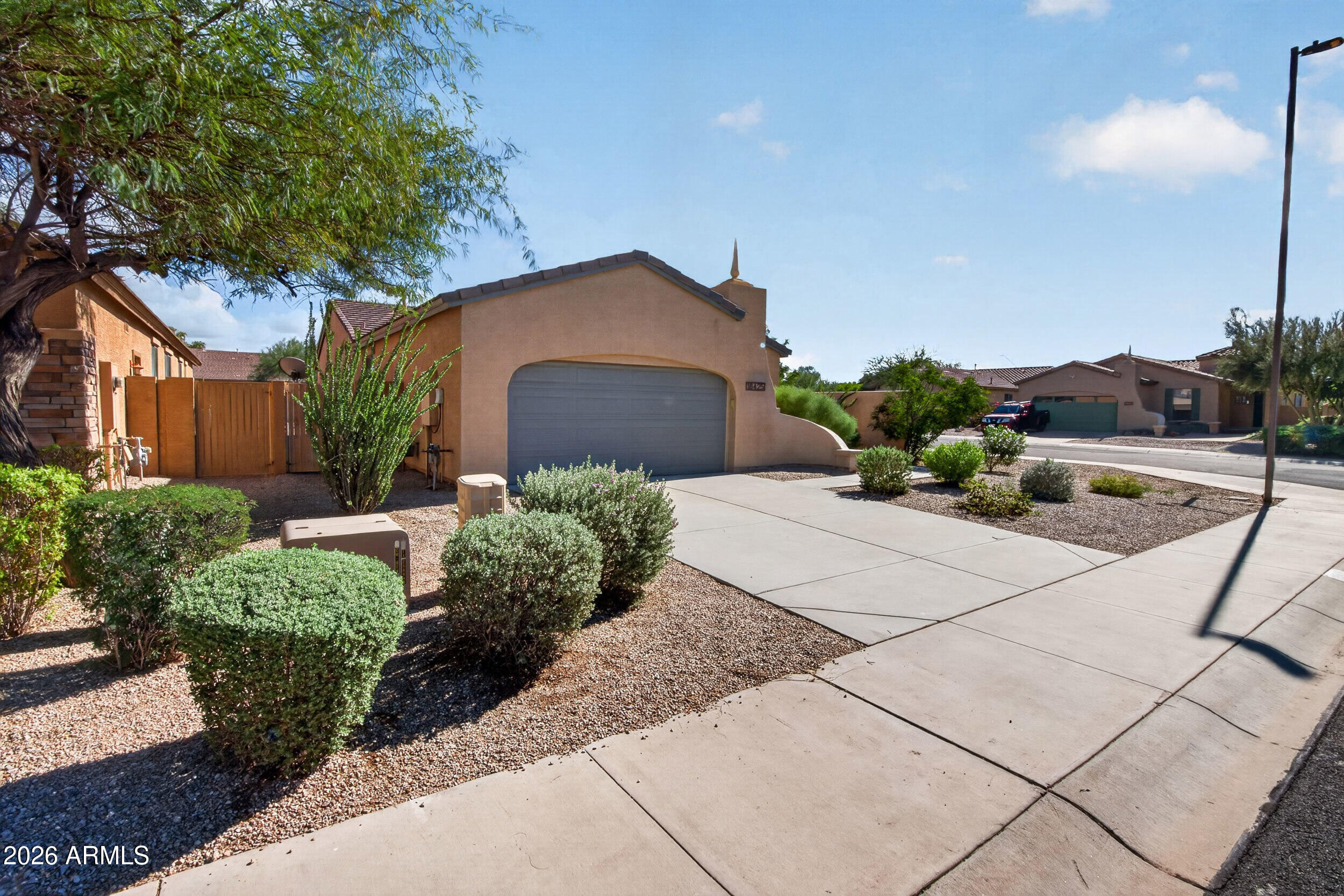 18425 W LA MIRADA Drive