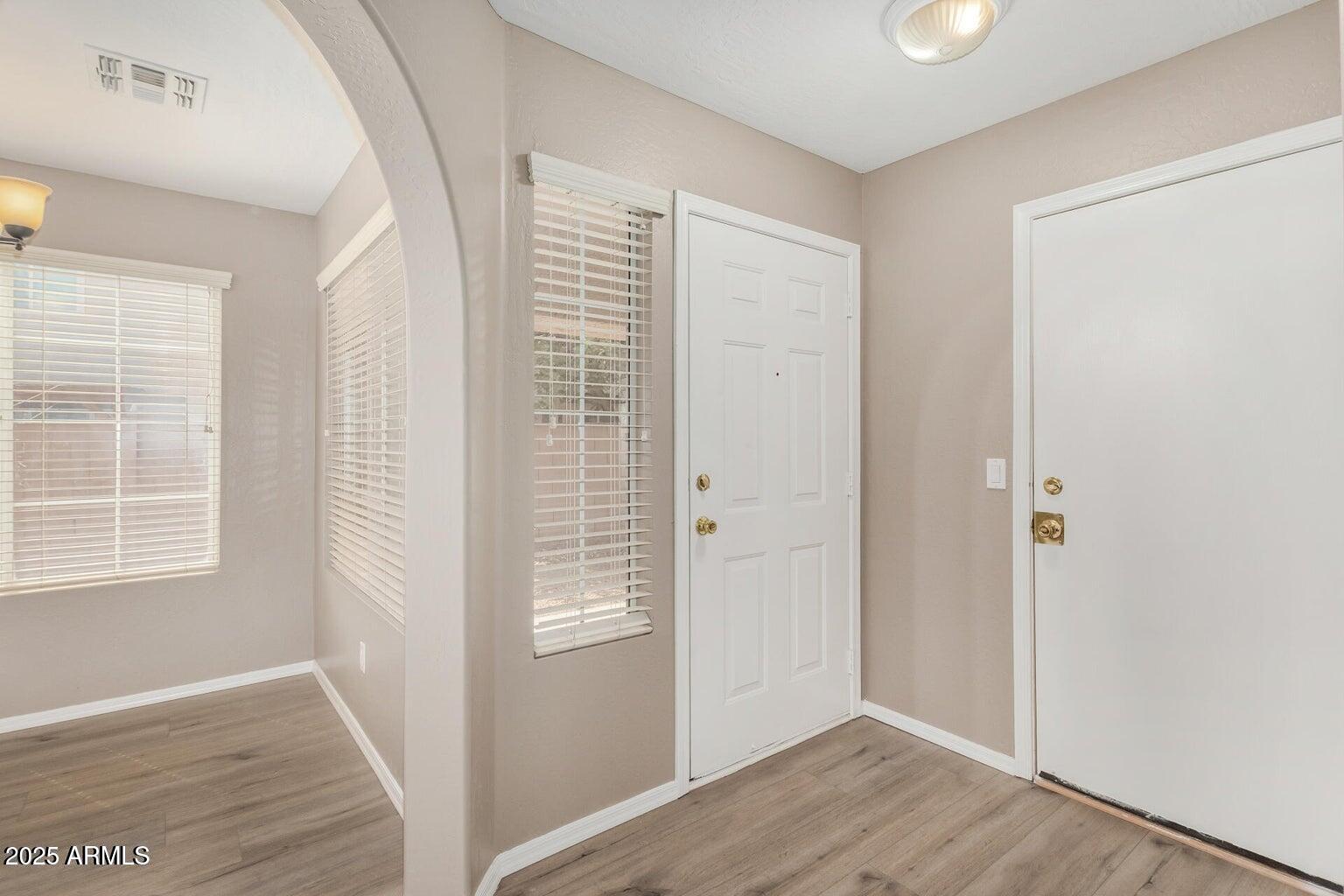 3719 E INVERNESS Avenue 14