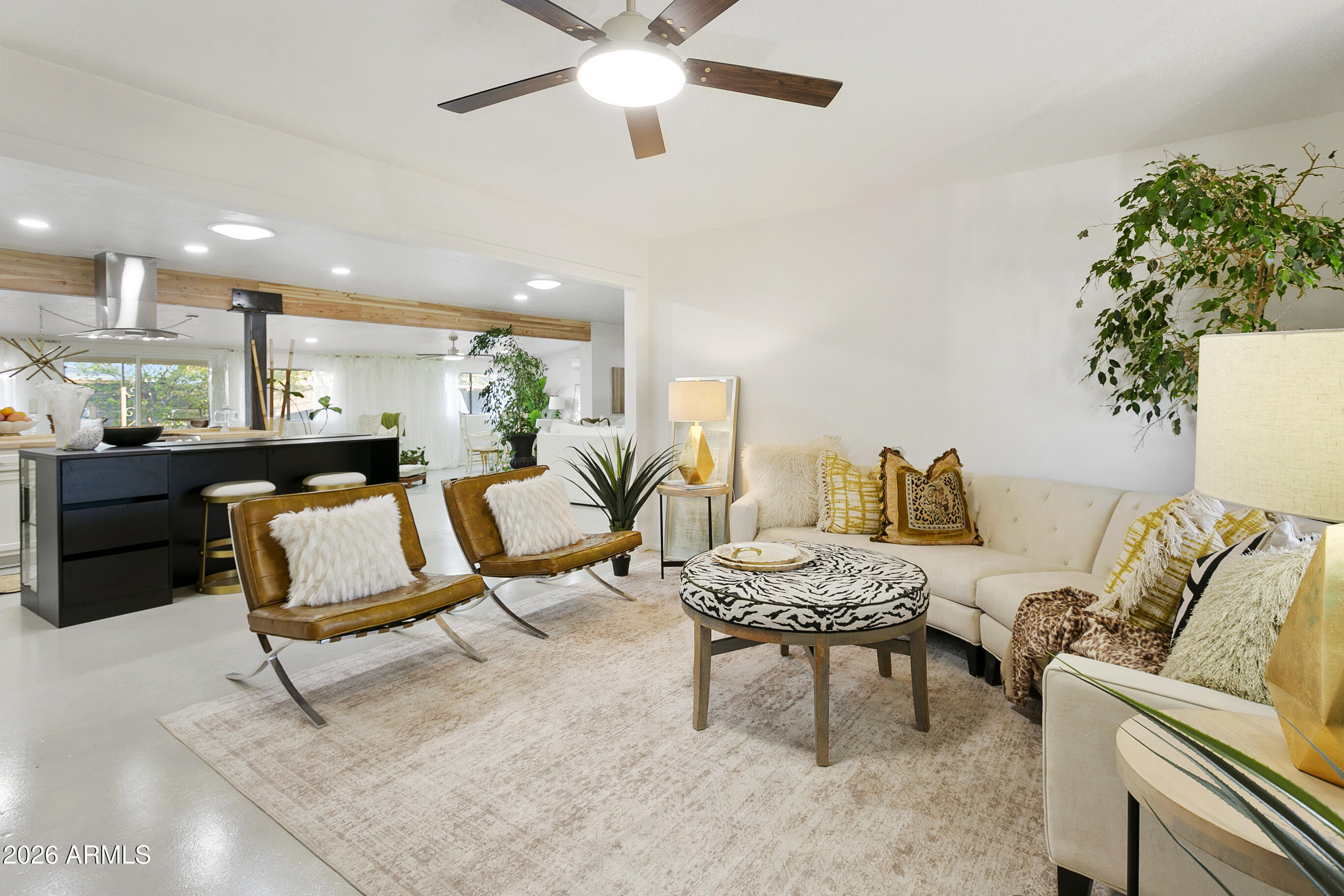 3307 W SHAW BUTTE Drive