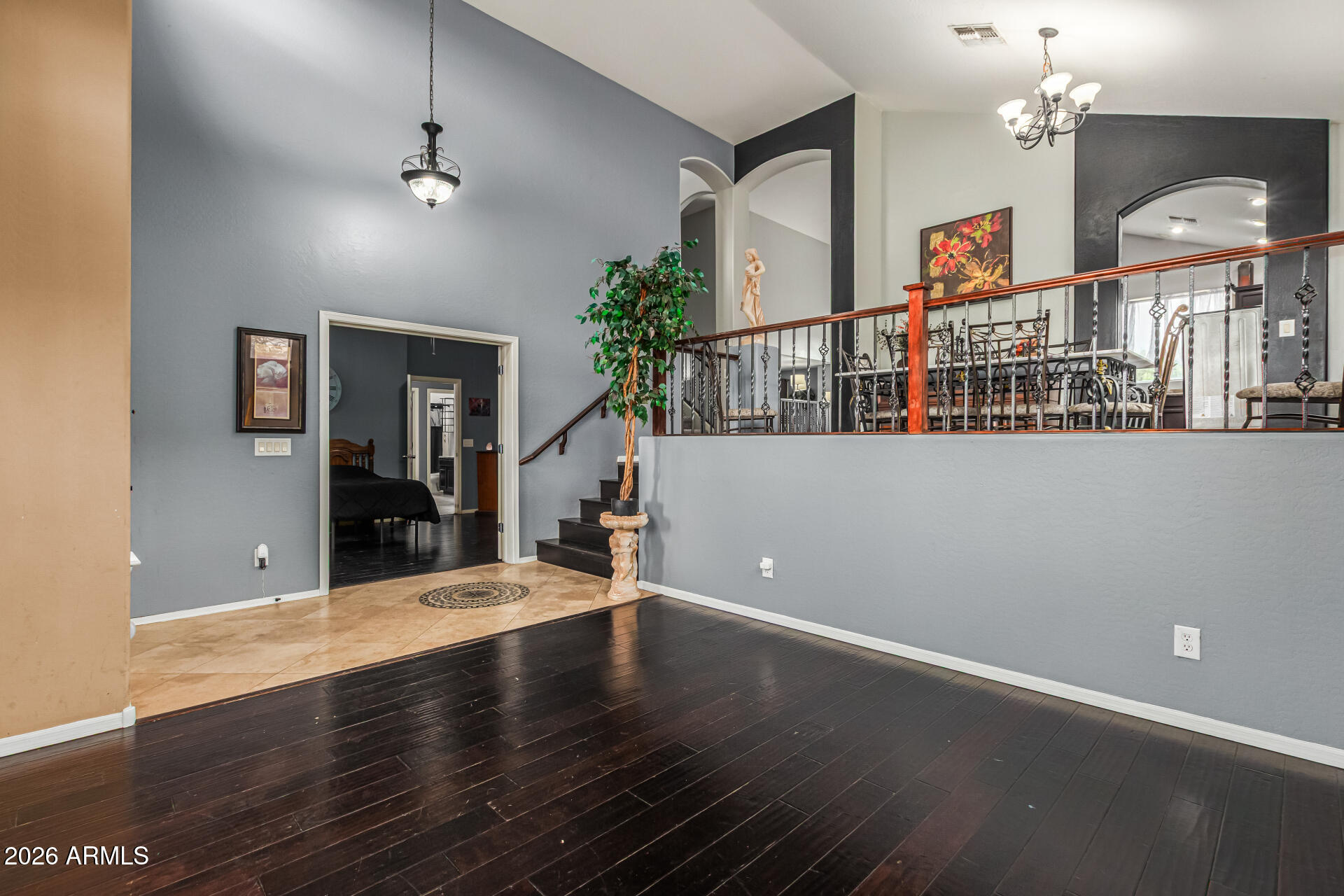 8606 W MORTEN Avenue