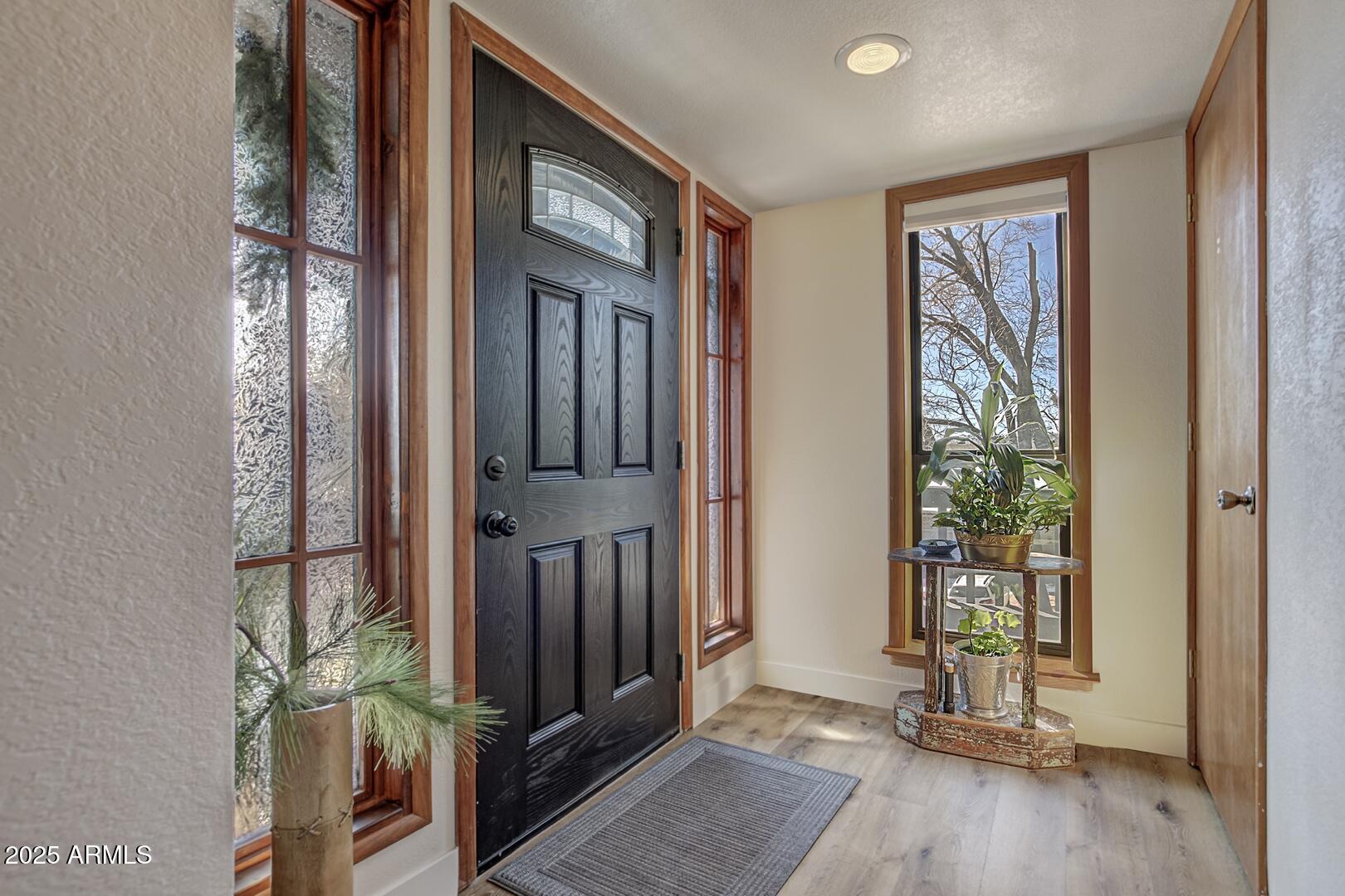 6169 W SKYVIEW Circle