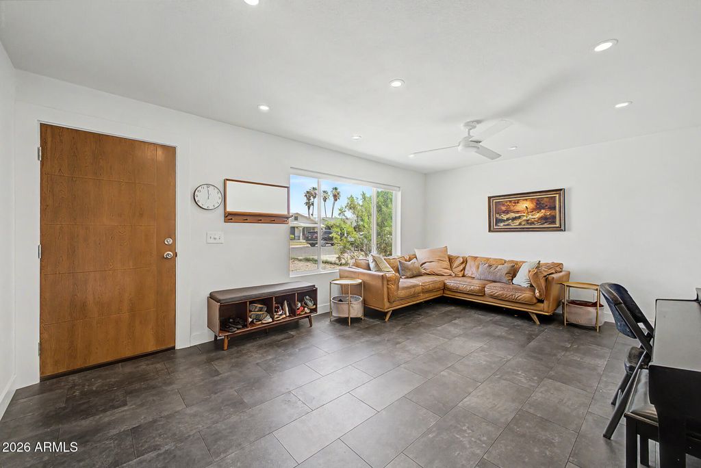 Photo of 1455 W 7th Drive, Mesa, AZ 85202 (MLS # 7031595)