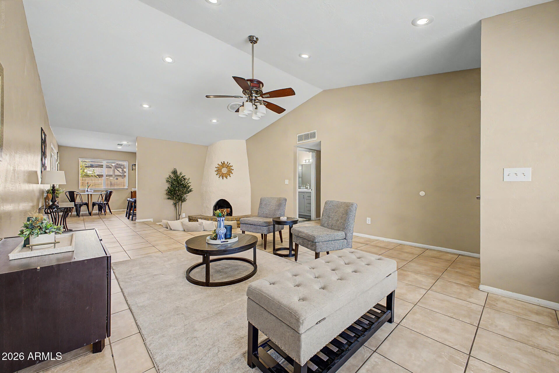 4716 W ANNETTE Circle