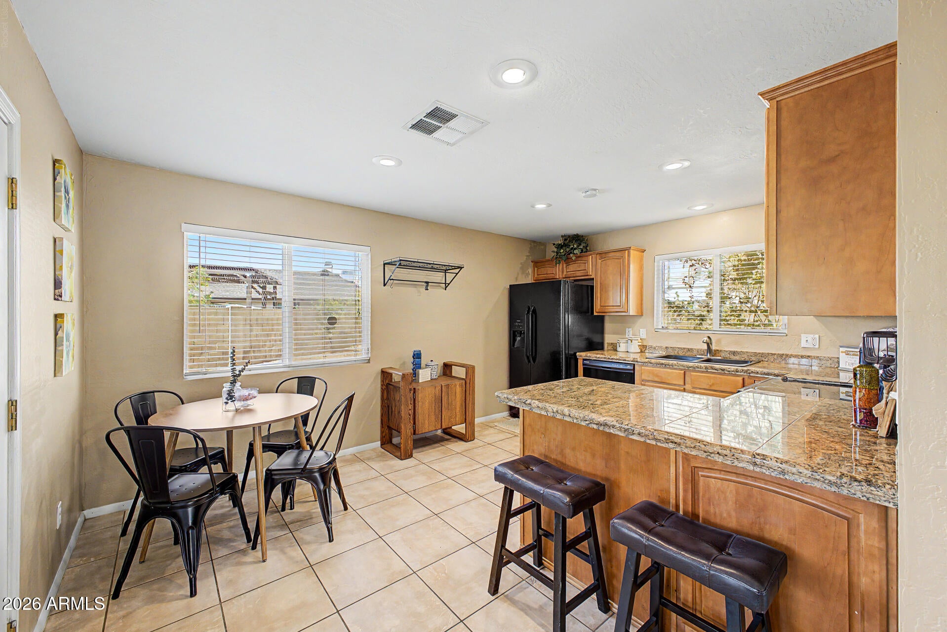 4716 W ANNETTE Circle