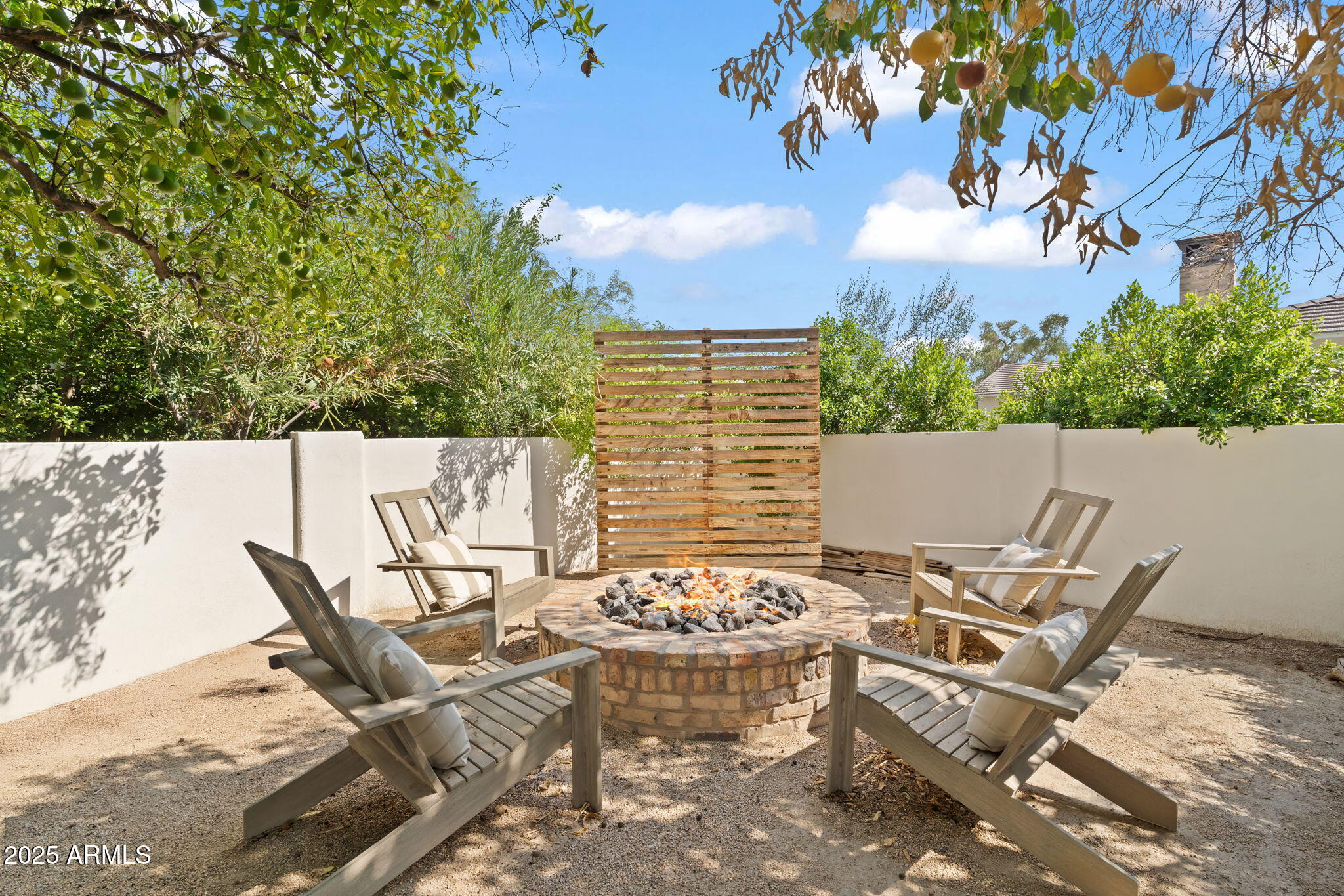 VISTA DE LA TIERRA - Residential