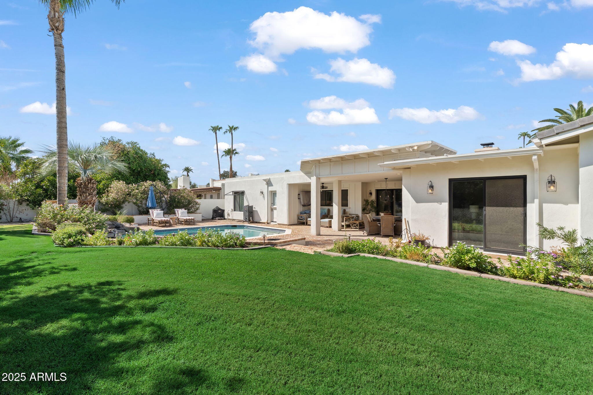 VISTA DE LA TIERRA - Residential
