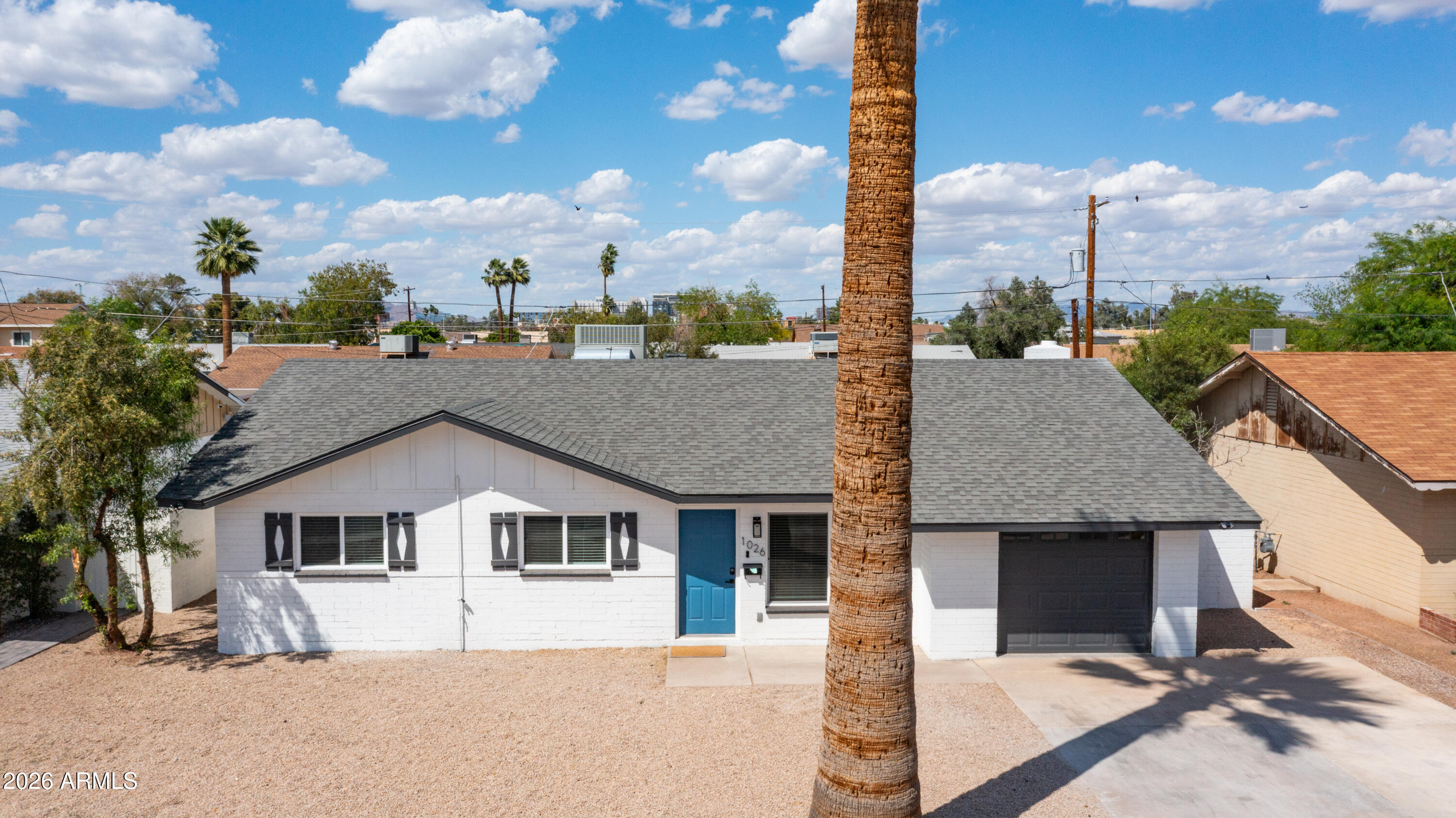 1026 E CONCORDA Drive