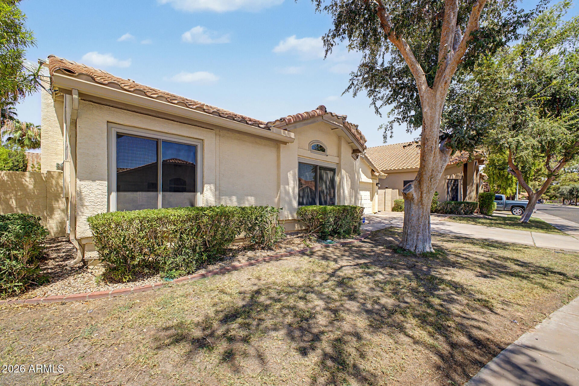 284 W Vera Lane