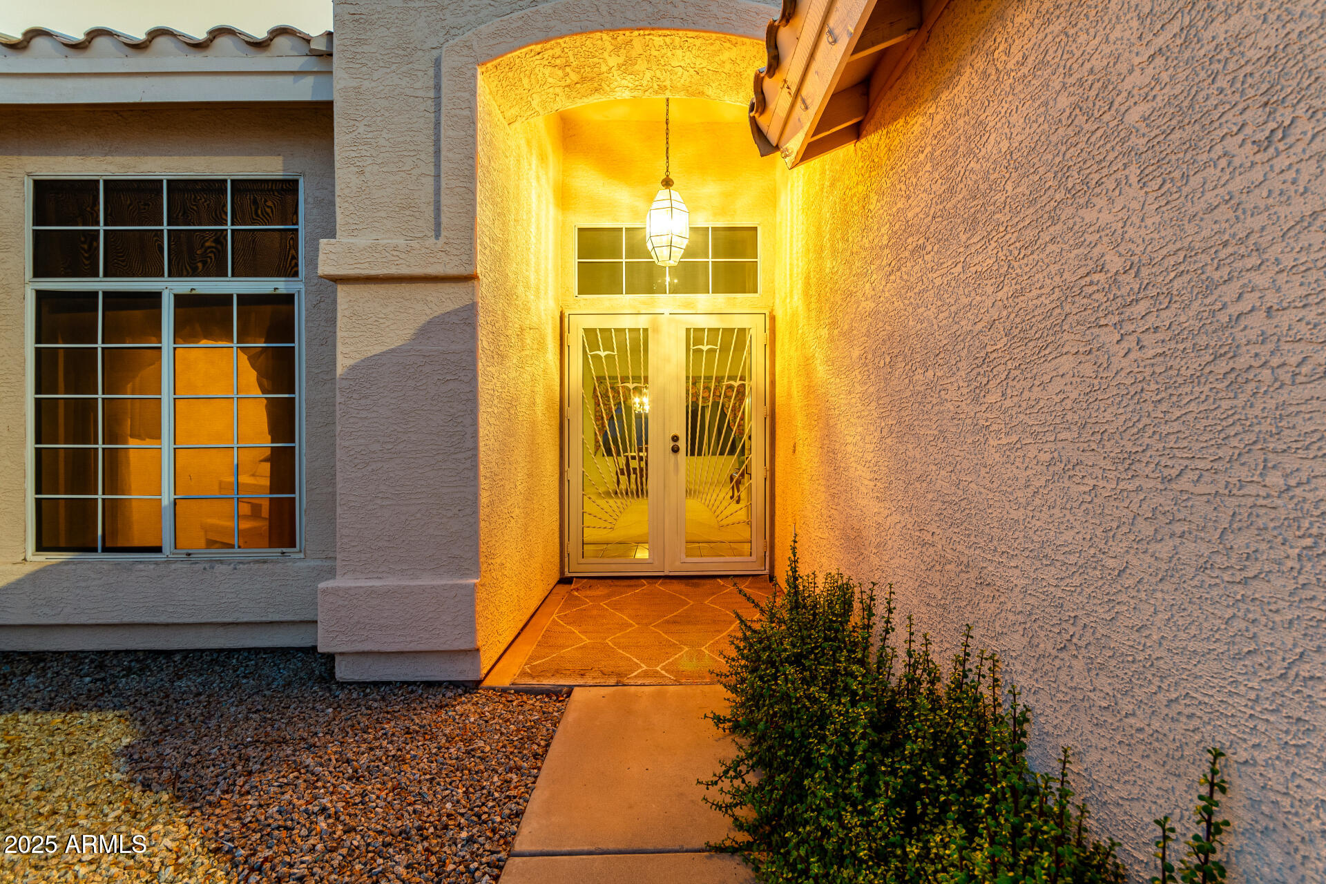 462 N BEDFORD Court
