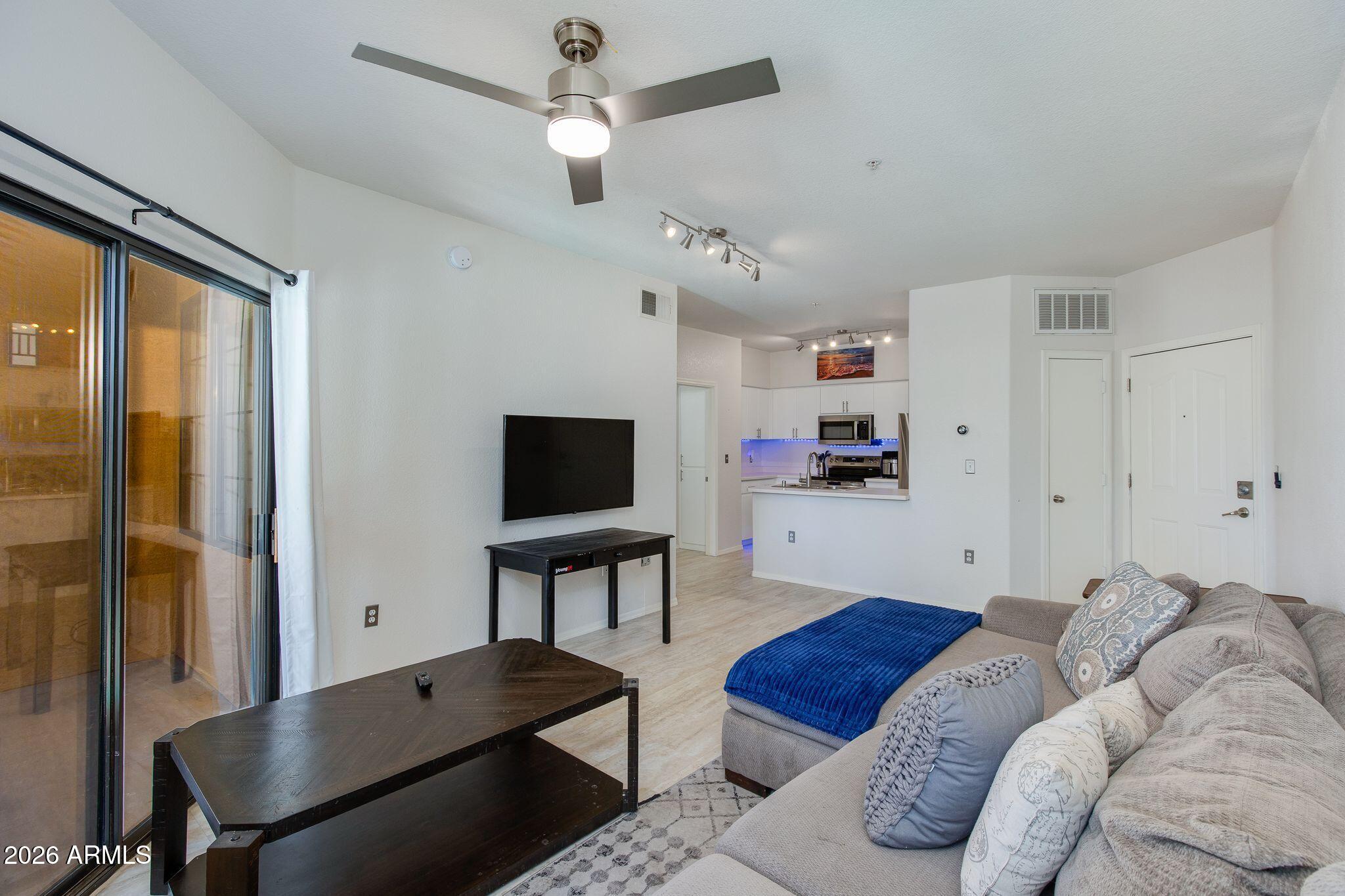 5302 E VAN BUREN Street 3026