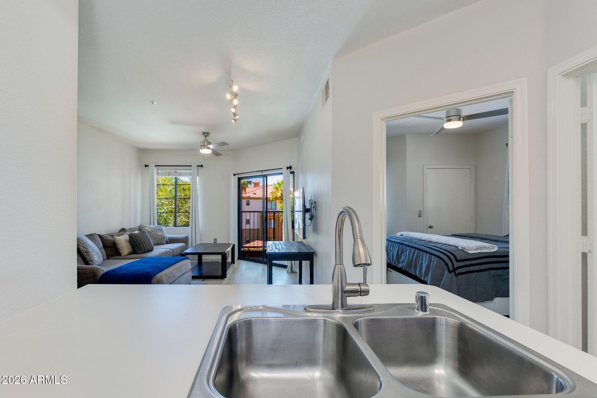 5302 E VAN BUREN Street 3026