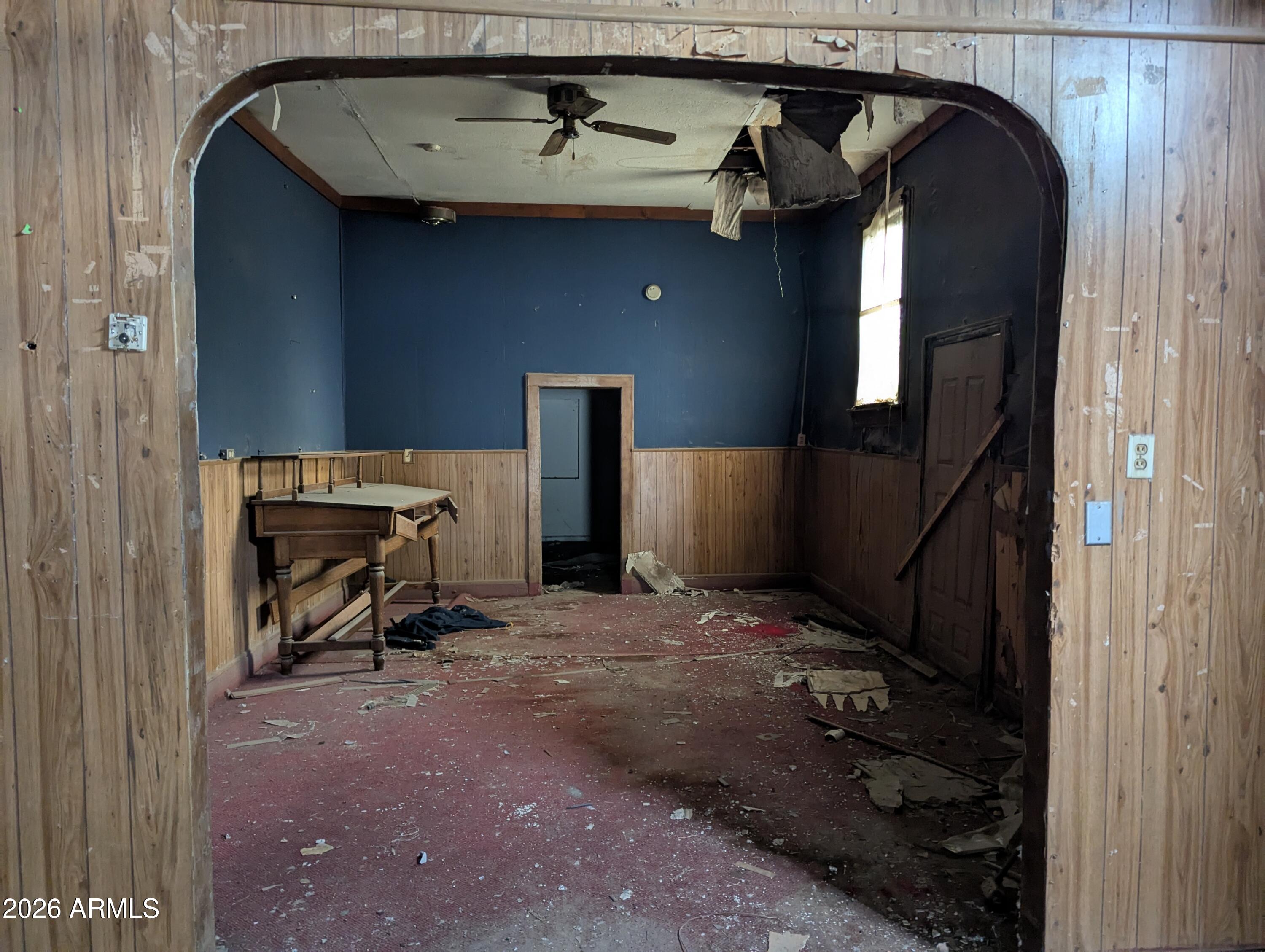 627 W LIVE OAK Street