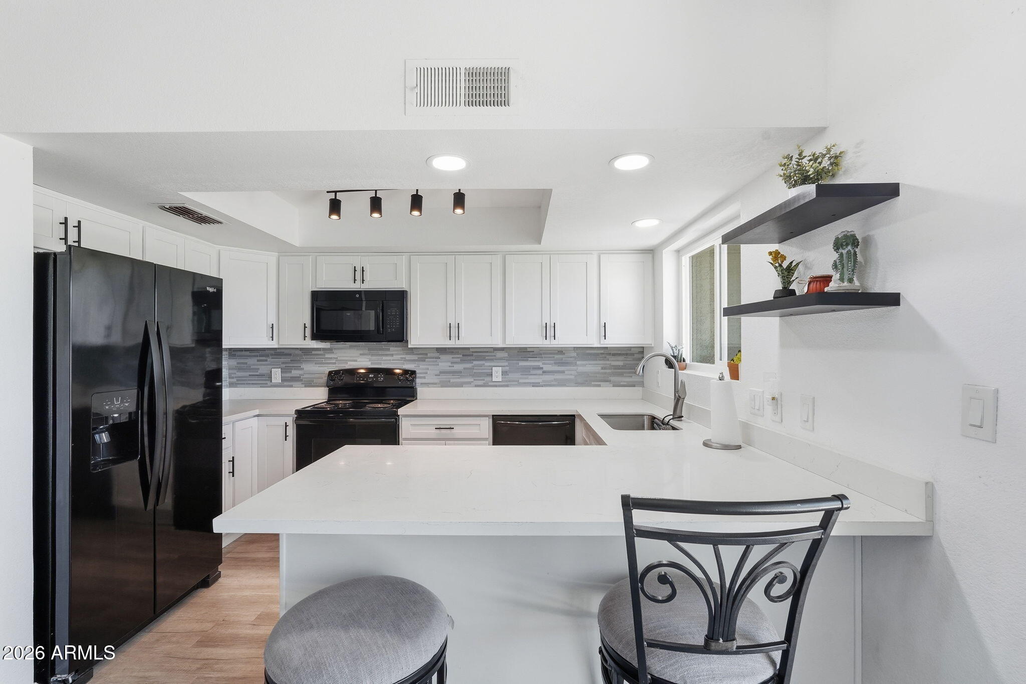 2524 S EL PARADISO -- 67
