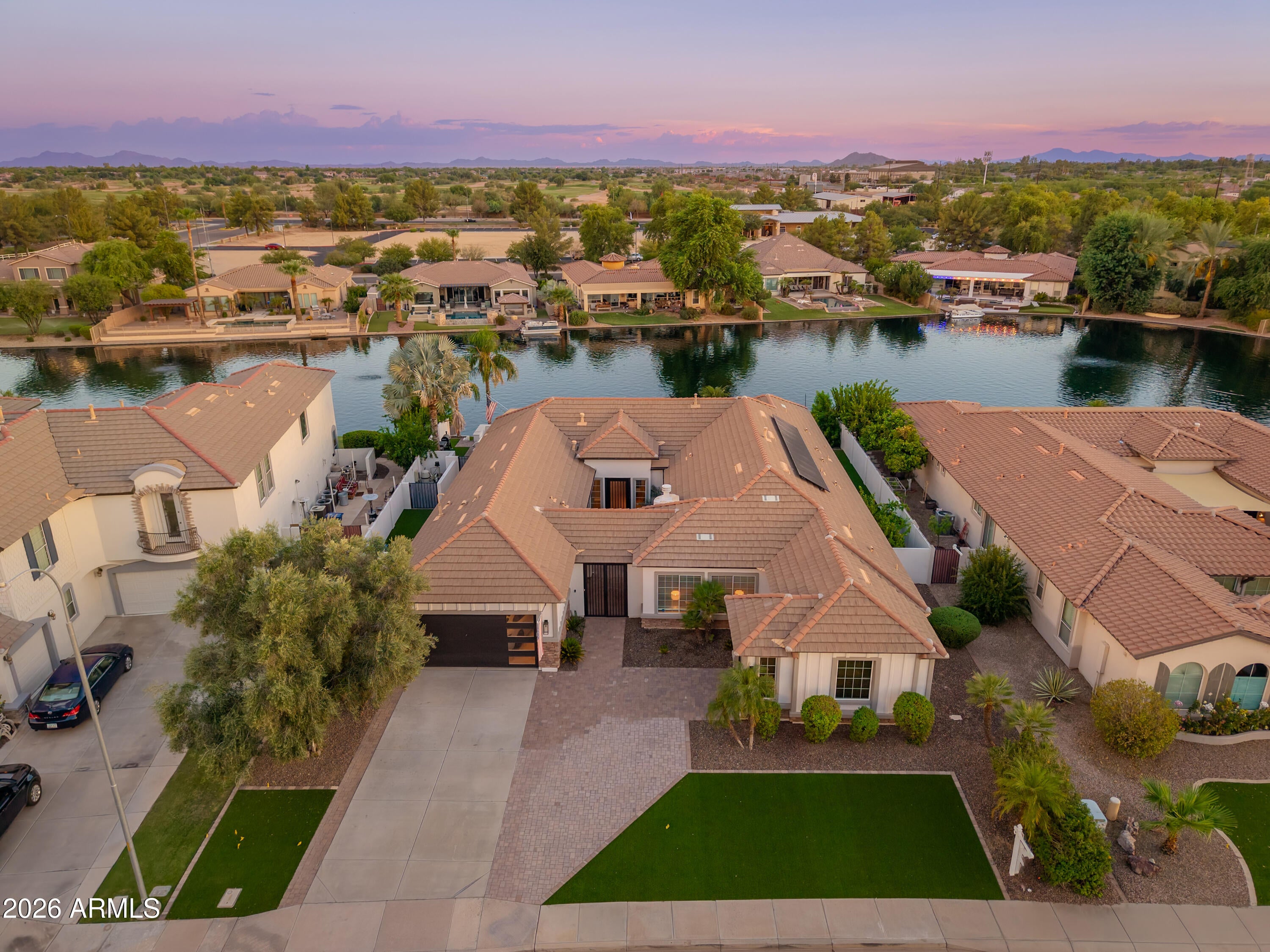 445 E LYNX Way