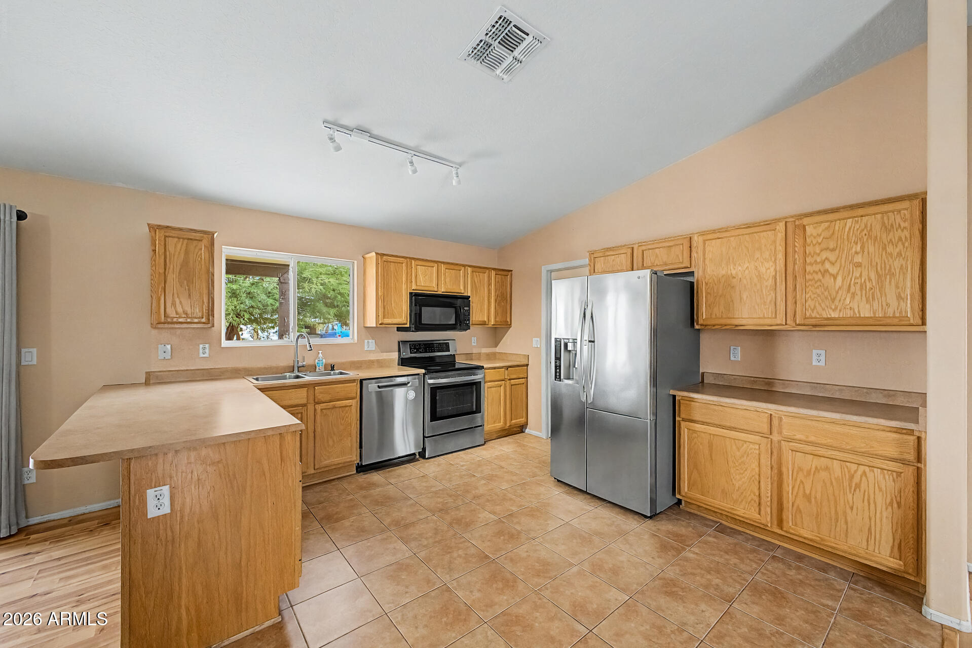 30021 W LYNWOOD Street