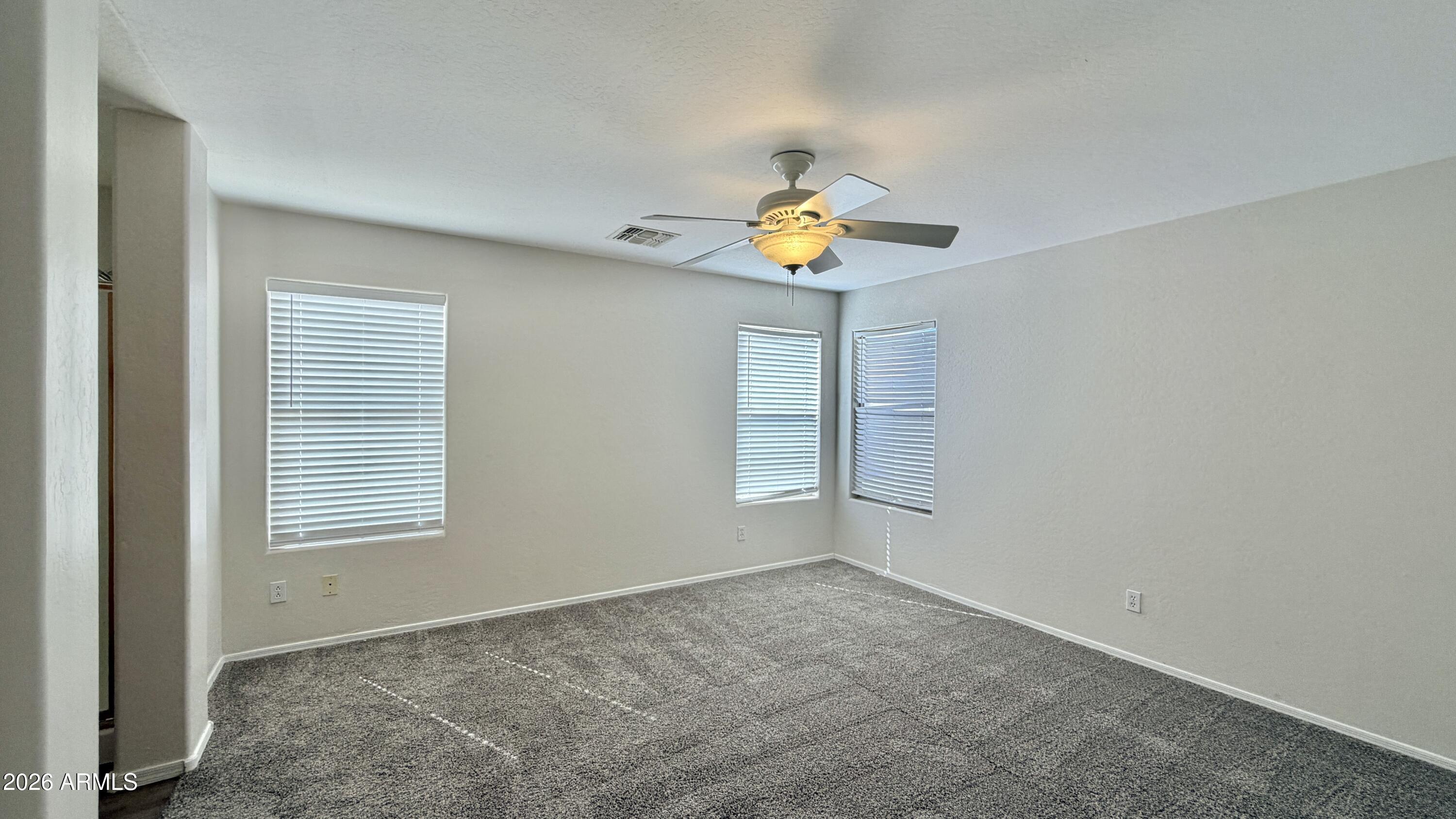 42291 W DESERT FAIRWAYS Drive