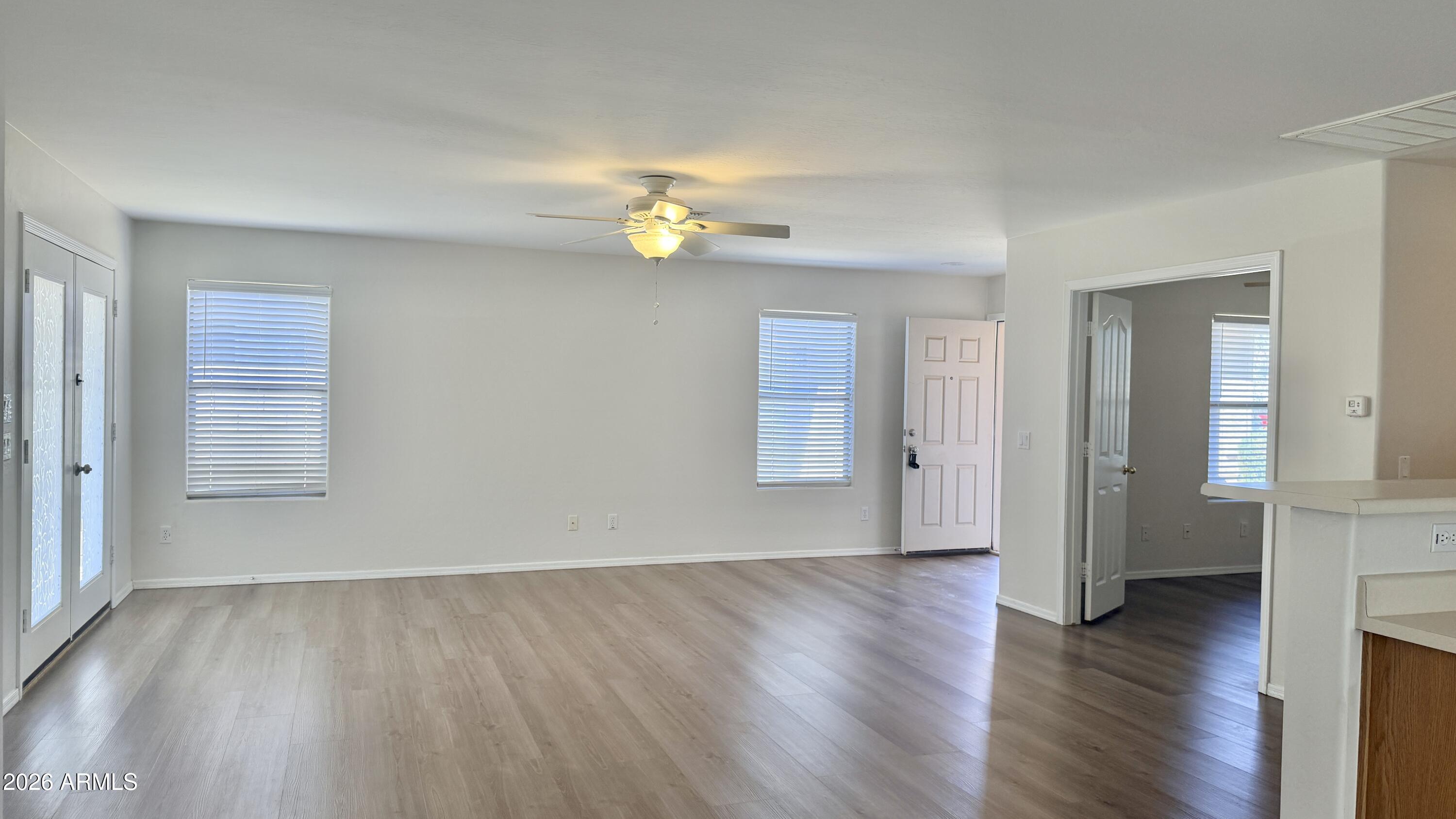 42291 W DESERT FAIRWAYS Drive