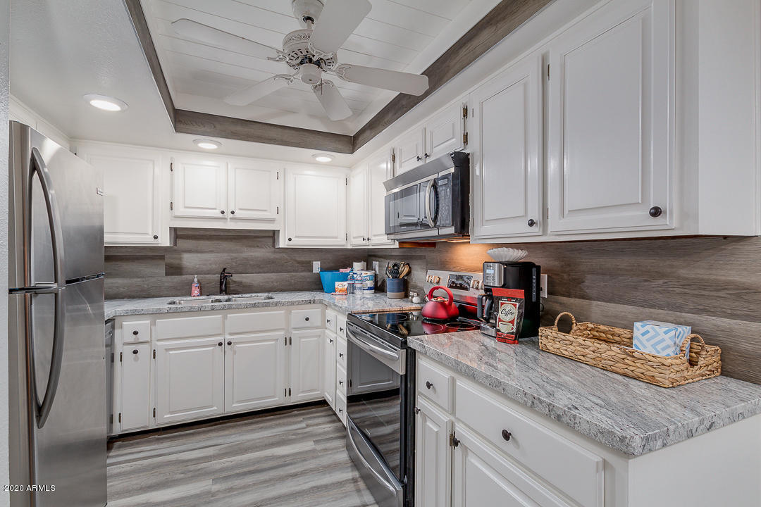 5124 N 31ST Place 533