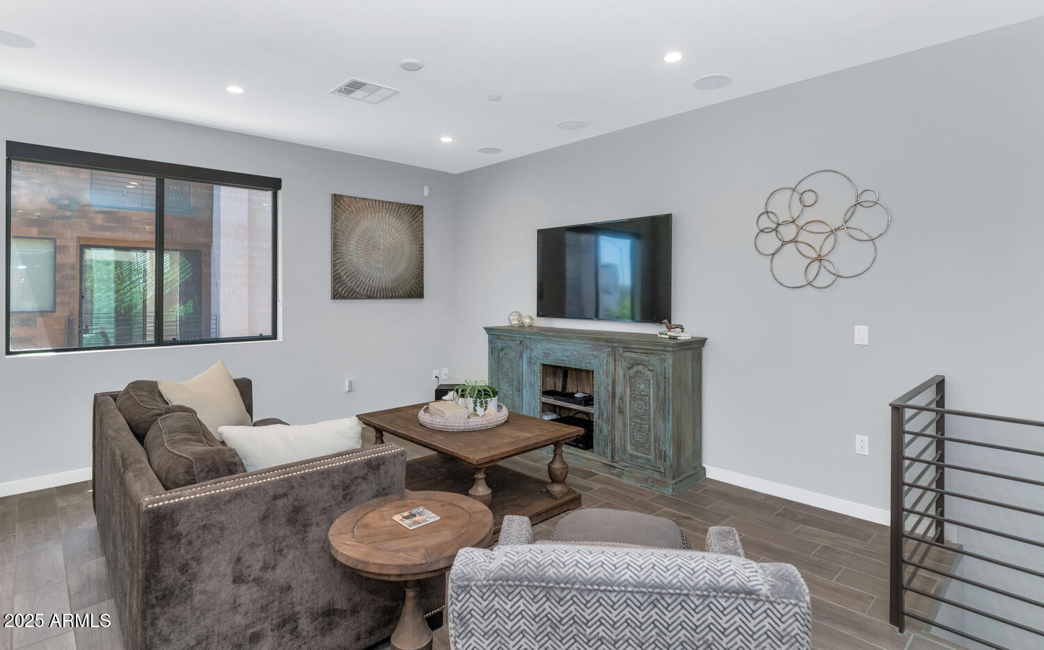 6990 E 6th Street 1007