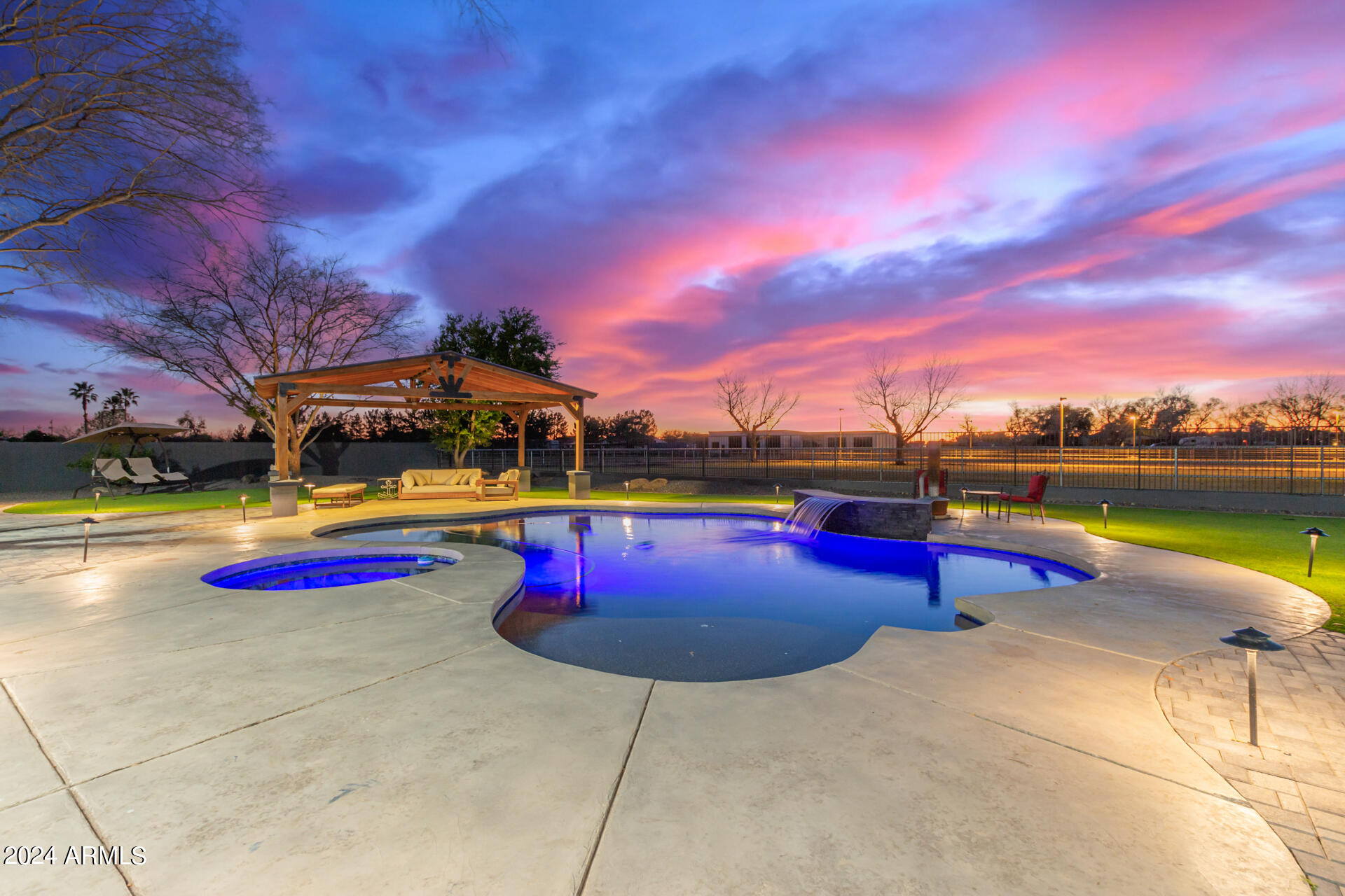 METES AND BOUNDS - Residential