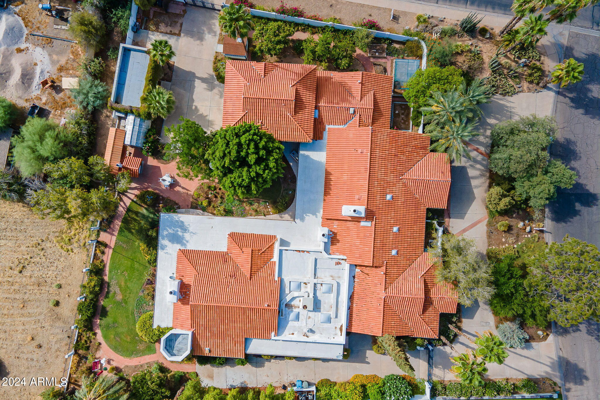GOLF VIEW ESTATES - Residential