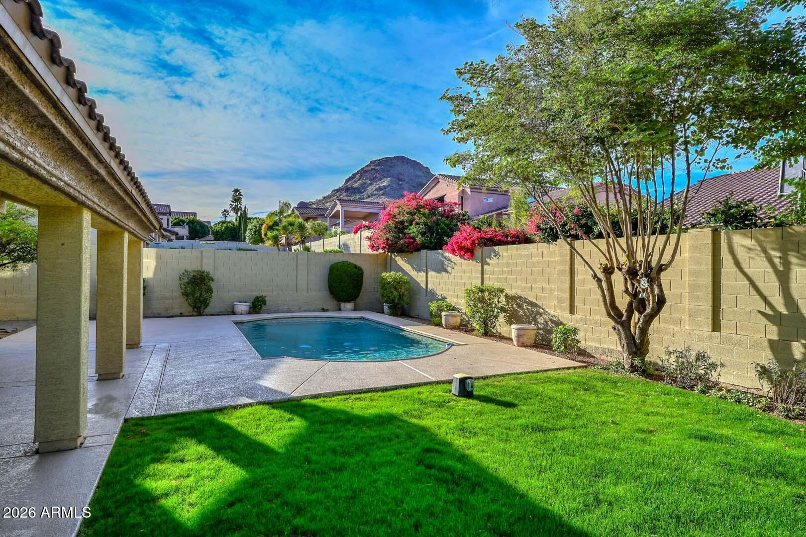 Phoenix, Arizona, 85022, United States, 5 Bedrooms Bedrooms, ,3 BathroomsBathrooms,Residential,Active,2022690
