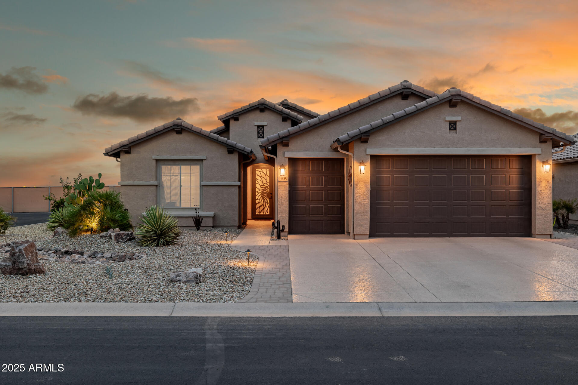 4839 W PICACHO Drive