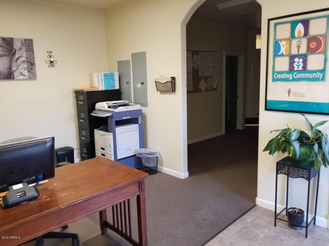 Douglas - Commercial Sale
