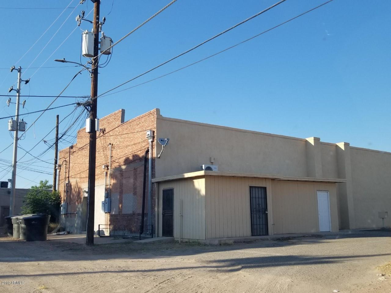 Douglas - Commercial Sale
