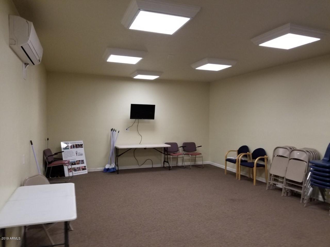 Douglas - Commercial Sale