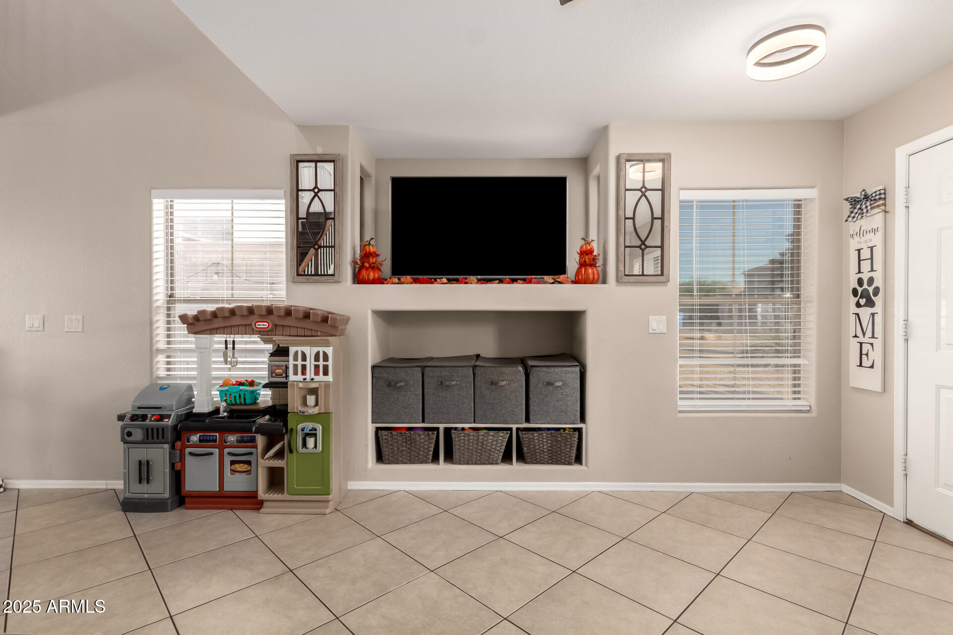 6602 W WEST WIND Drive