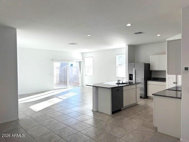 1408 W BEALEY Avenue