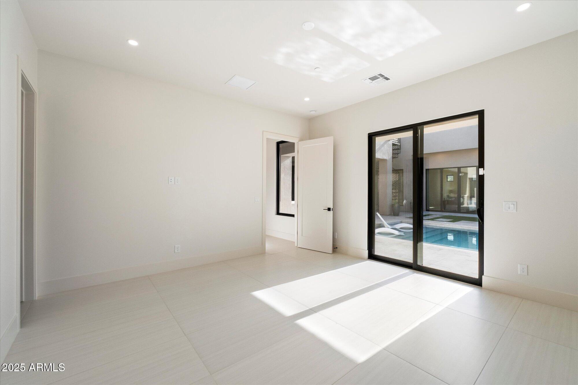 DESERT SPRINGS - Residential