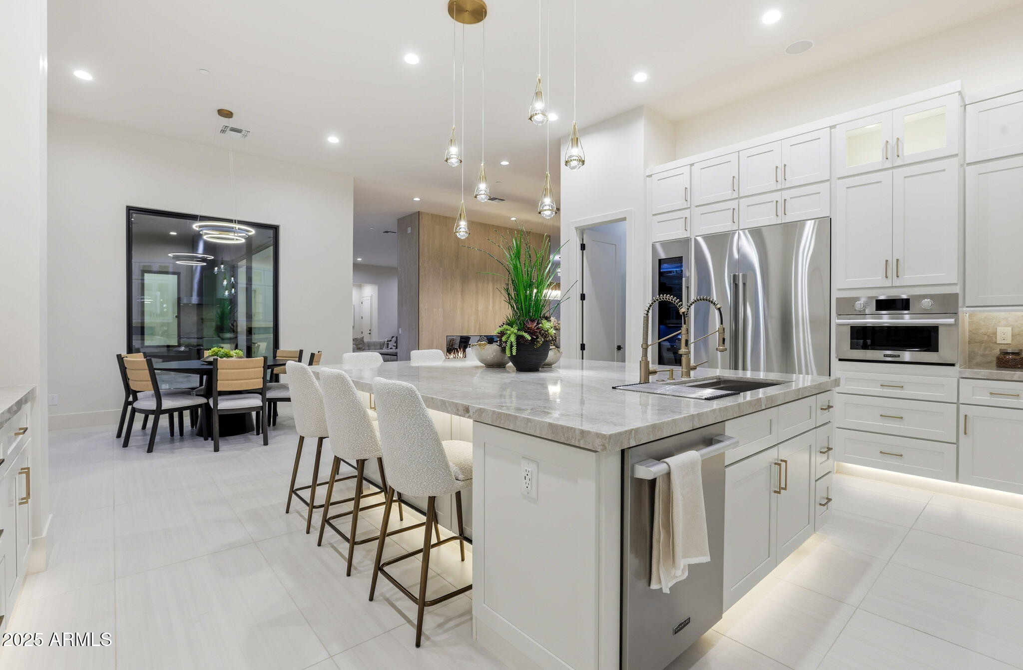 DESERT SPRINGS - Residential