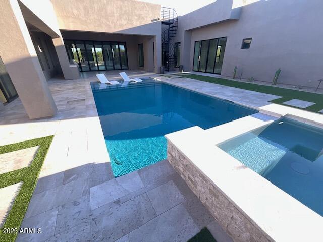 DESERT SPRINGS - Residential