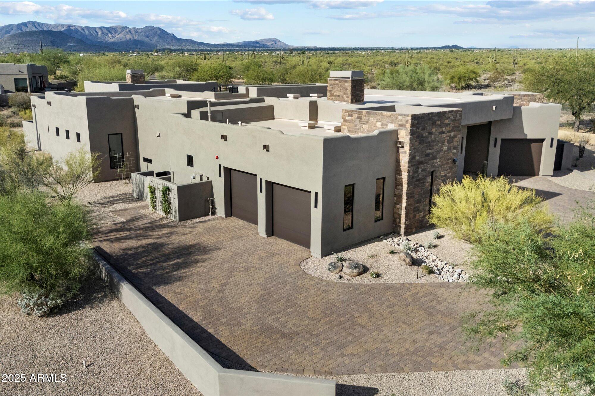DESERT SPRINGS - Residential