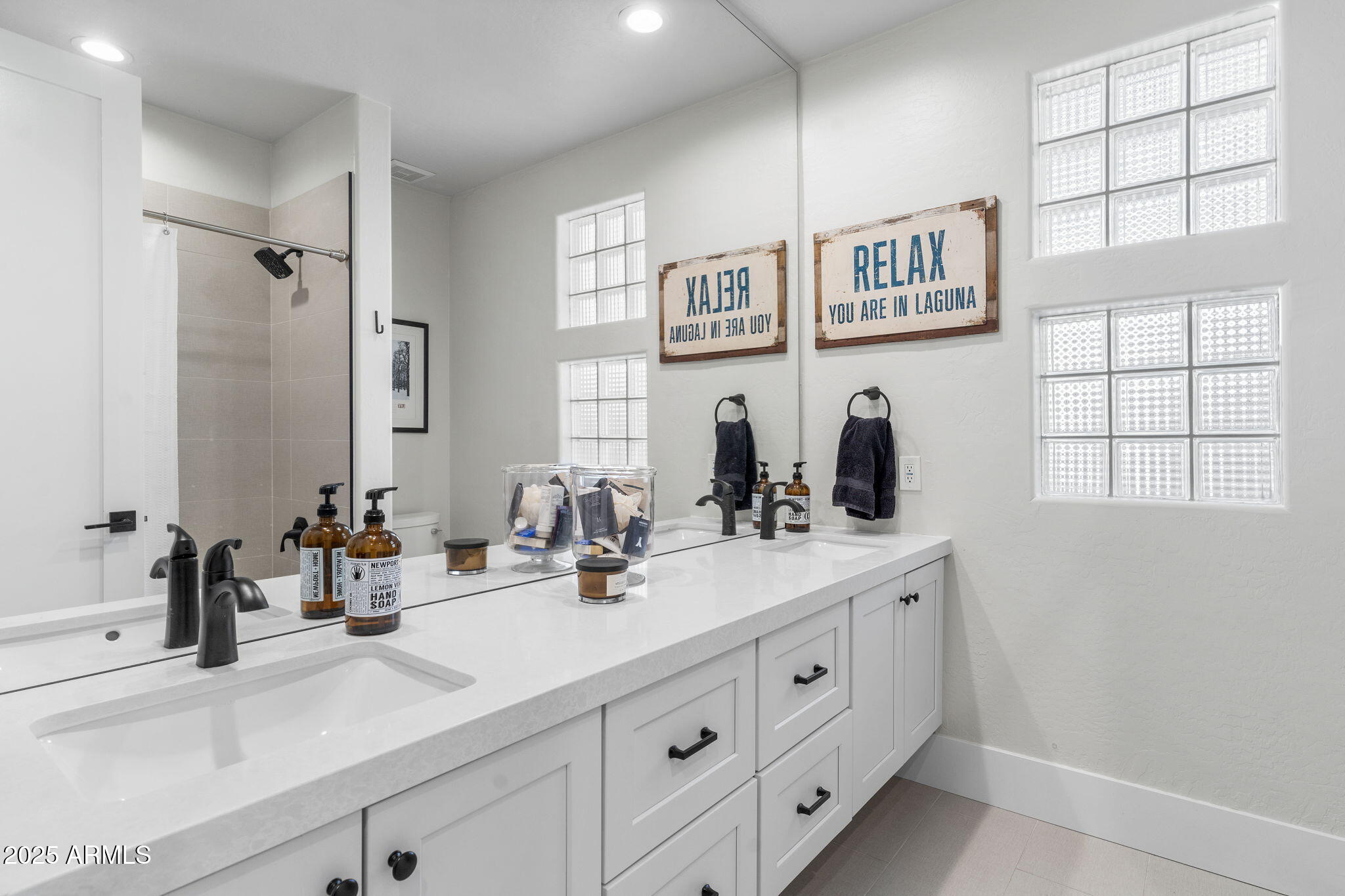 Scottsdale, Arizona 85255, United States, 3 Bedrooms Bedrooms, ,3 BathroomsBathrooms,Residential,Active,1092