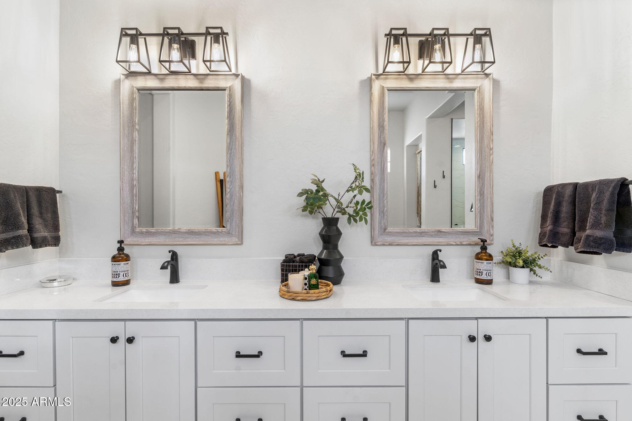 Scottsdale, Arizona 85255, United States, 3 Bedrooms Bedrooms, ,3 BathroomsBathrooms,Residential,Active,1092