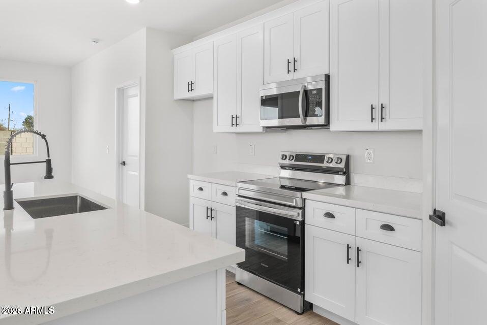 3235 W Encanto Drive