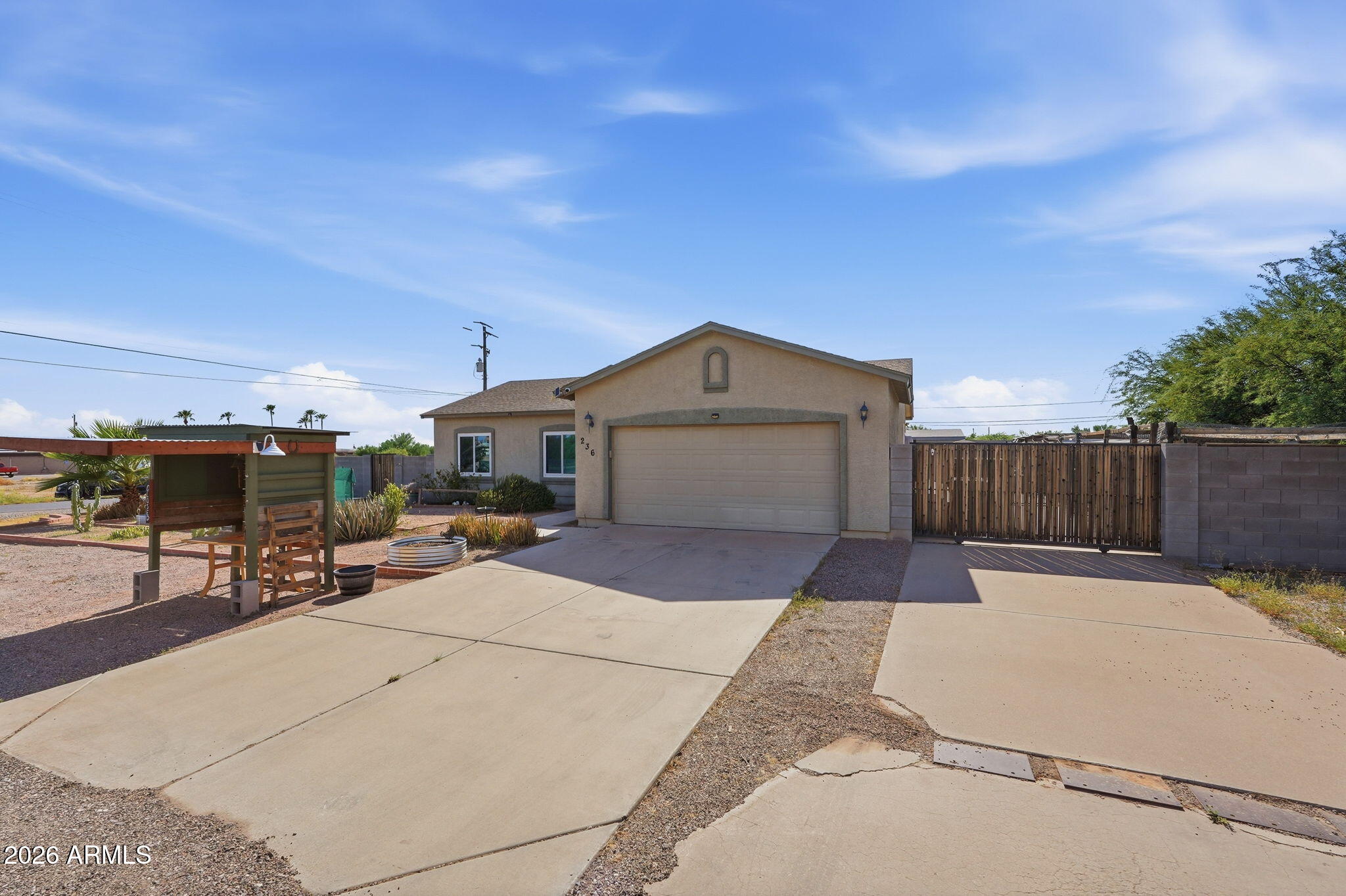 236 N THUNDERBIRD Drive