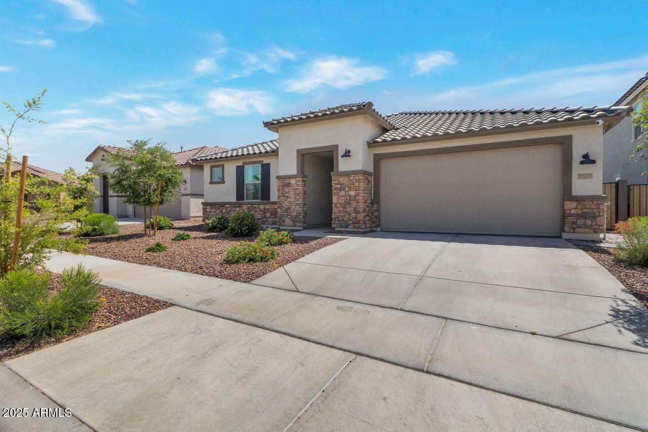 28065 N 171ST Drive